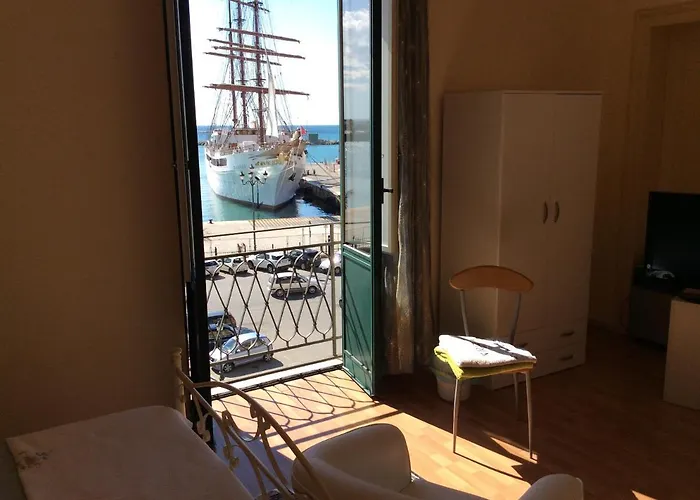 Francesco בית הארחה טראפאני