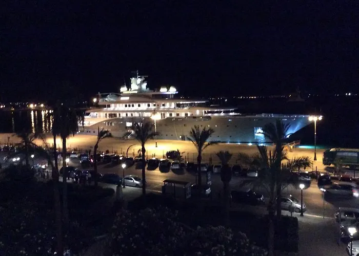 Francesco בית הארחה טראפאני