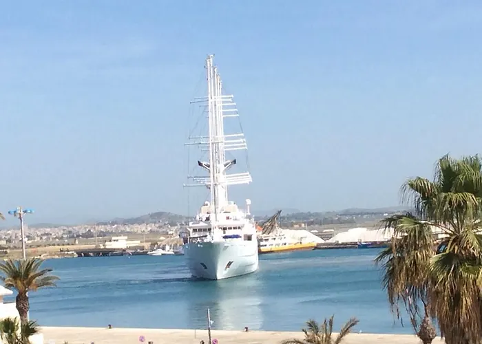 Francesco בית הארחה טראפאני