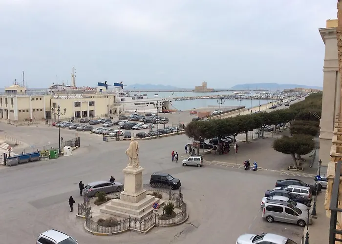 Francesco בית הארחה טראפאני